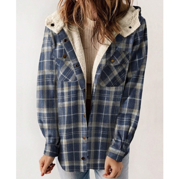 Cozy Plaid Print Teddy Lined Button Jacket Shacket - Picture 1 of 4